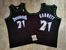 Regata NBA Atlanta Hawks Retrô 1997 - 1998 Mitchell & Ness Authentic Garnett 21 - Preta